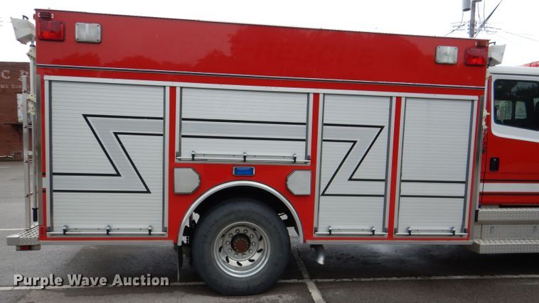 image for item DL3407 1995 Freightliner FL70  rescue vehicle