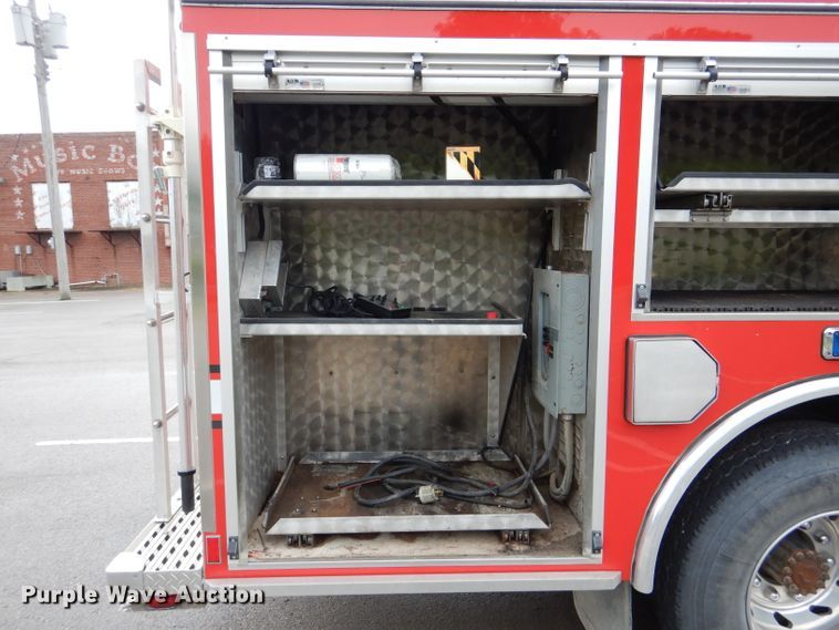 image for item DL3407 1995 Freightliner FL70  rescue vehicle