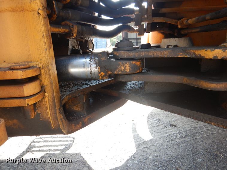 image for item DM3849 1976 John Deere 544B  wheel loader