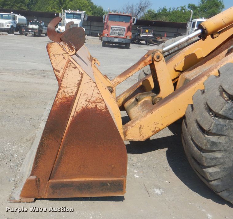 image for item DM3849 1976 John Deere 544B  wheel loader