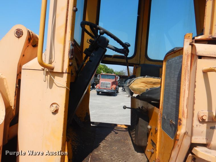 image for item DM3849 1976 John Deere 544B  wheel loader