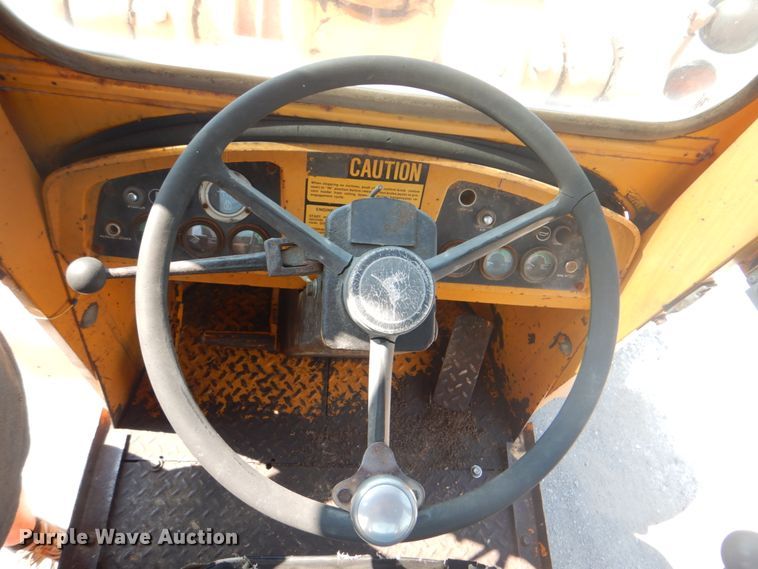 image for item DM3849 1976 John Deere 544B  wheel loader