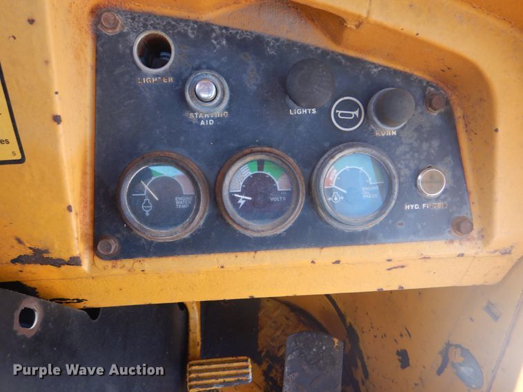 image for item DM3849 1976 John Deere 544B  wheel loader