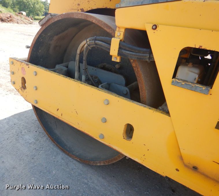 image for item DM3850 2004 Vibromax 752C  double drum vibratory roller