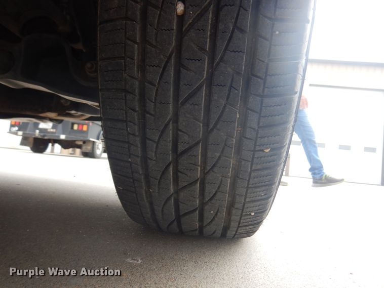 image for item DM5253 2003 Chevrolet Suburban  SUV