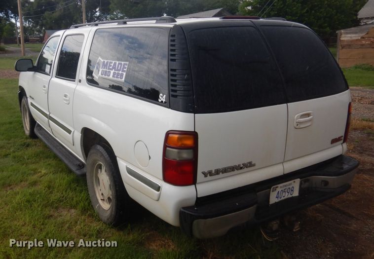 image for item DM5256 2002 GMC Yukon  SUV