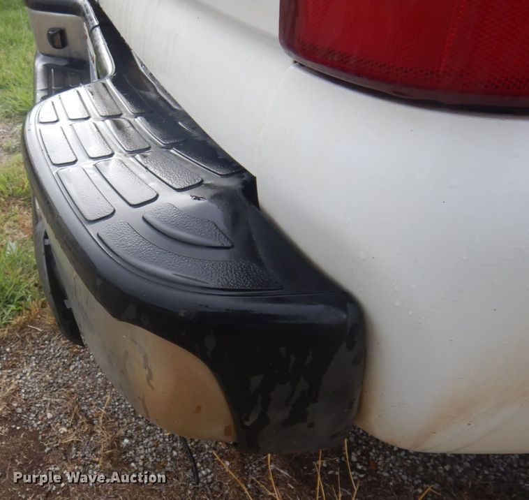 image for item DM5256 2002 GMC Yukon  SUV