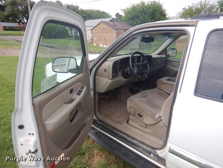 image for item DM5256 2002 GMC Yukon  SUV