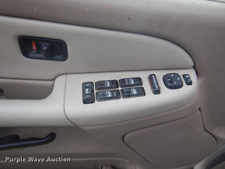 image for item DM5256 2002 GMC Yukon  SUV