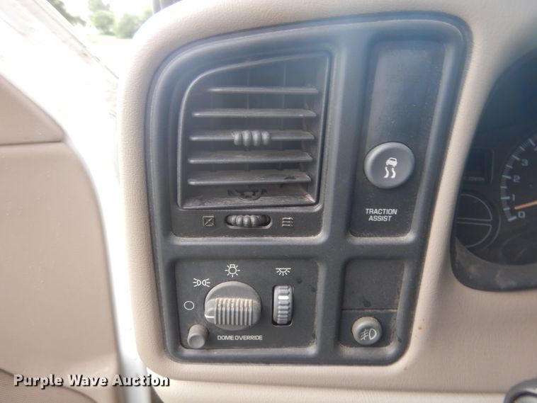 image for item DM5256 2002 GMC Yukon  SUV