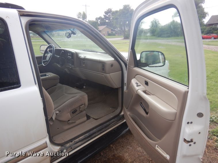 image for item DM5256 2002 GMC Yukon  SUV