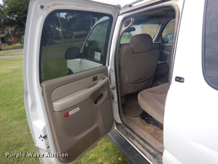 image for item DM5256 2002 GMC Yukon  SUV