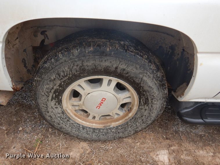 image for item DM5256 2002 GMC Yukon  SUV