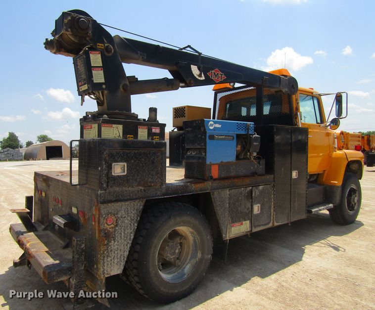 image for item EV9254 1986 Ford LN8000  utility / service truck