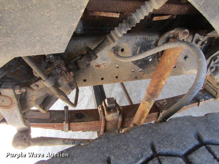 image for item EV9254 1986 Ford LN8000  utility / service truck