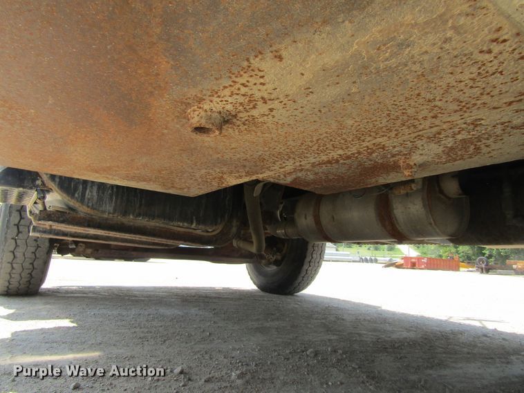 image for item EV9254 1986 Ford LN8000  utility / service truck