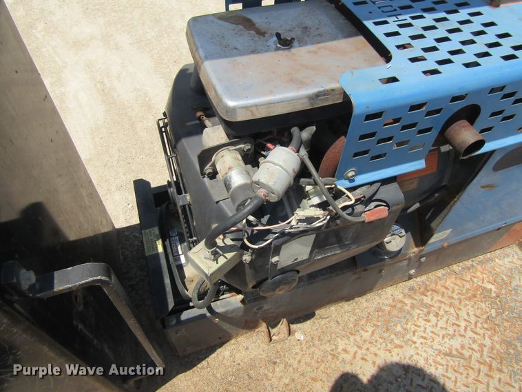 image for item EV9254 1986 Ford LN8000  utility / service truck