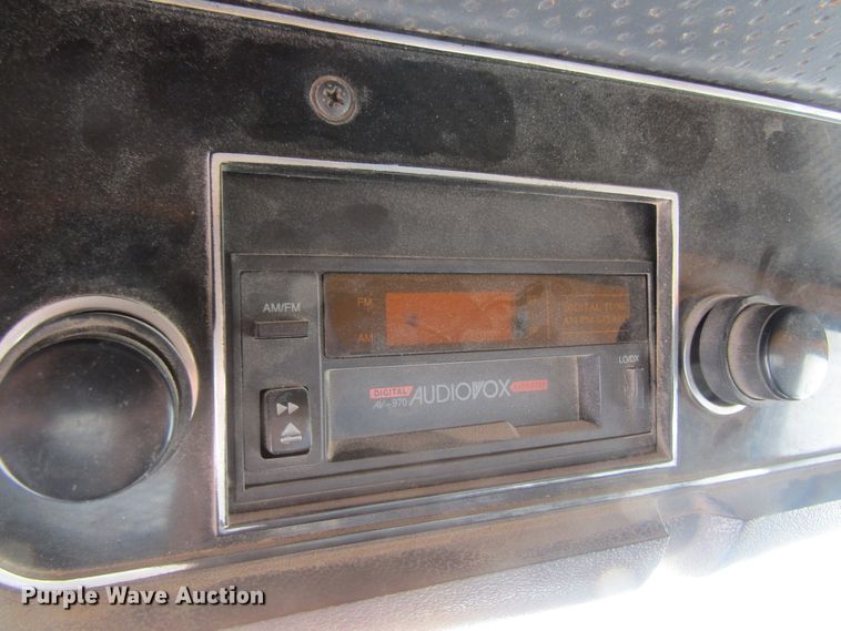 image for item EV9254 1986 Ford LN8000  utility / service truck