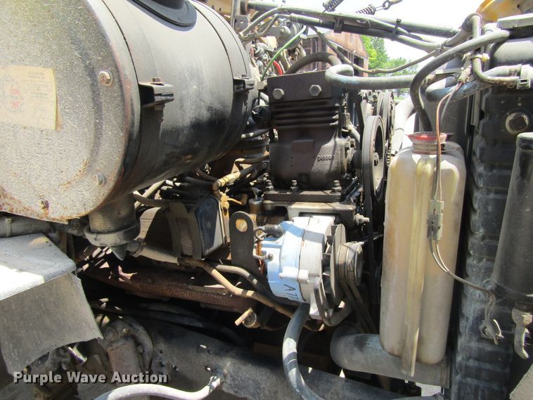 image for item EV9254 1986 Ford LN8000  utility / service truck