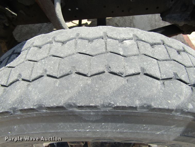 image for item EV9254 1986 Ford LN8000  utility / service truck