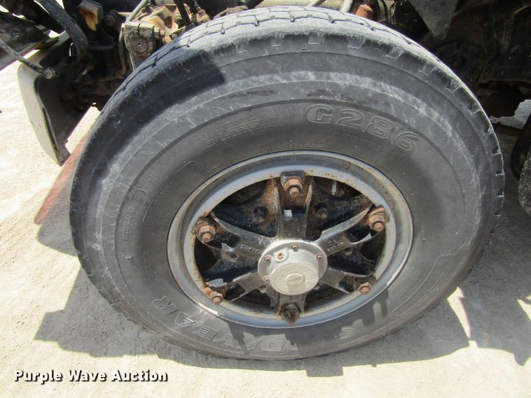 image for item EV9254 1986 Ford LN8000  utility / service truck