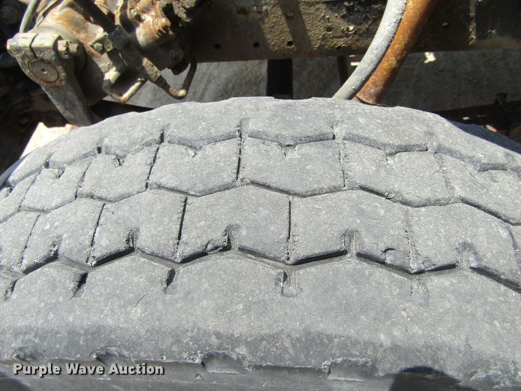 image for item EV9254 1986 Ford LN8000  utility / service truck