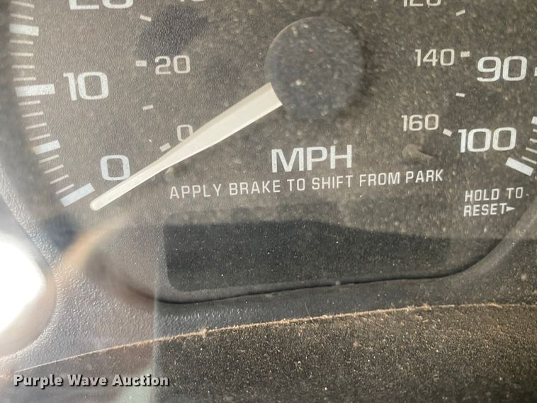 image for item EX9581 2002 GMC Sierra 1500  pickup truck