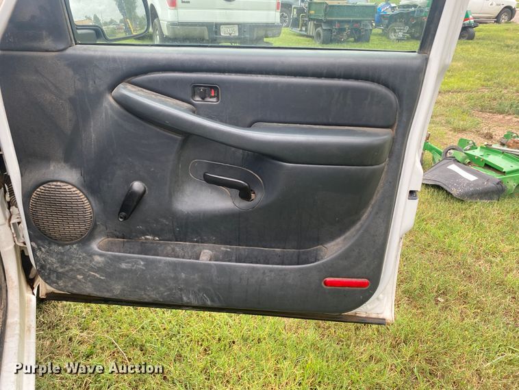 image for item EX9581 2002 GMC Sierra 1500  pickup truck