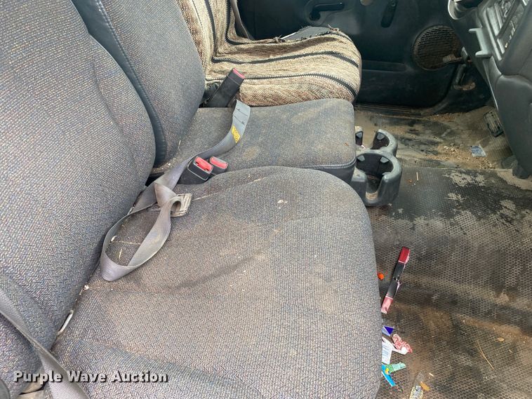 image for item EX9581 2002 GMC Sierra 1500  pickup truck