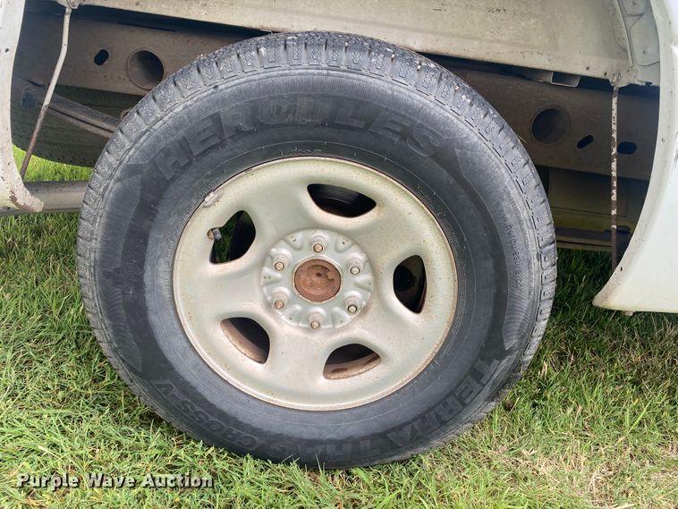 image for item EX9581 2002 GMC Sierra 1500  pickup truck