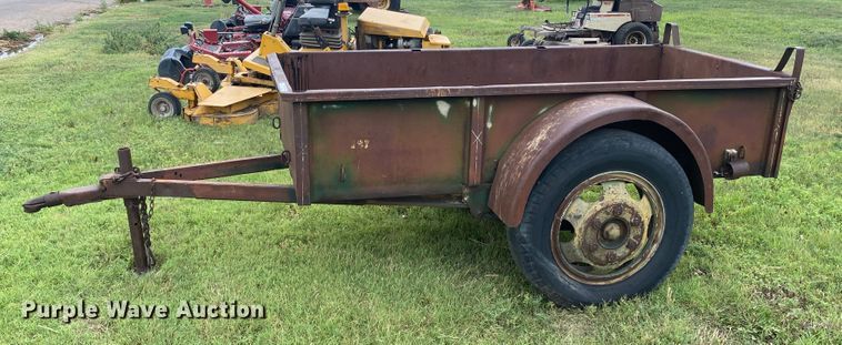 image for item EX9589 Utility trailer