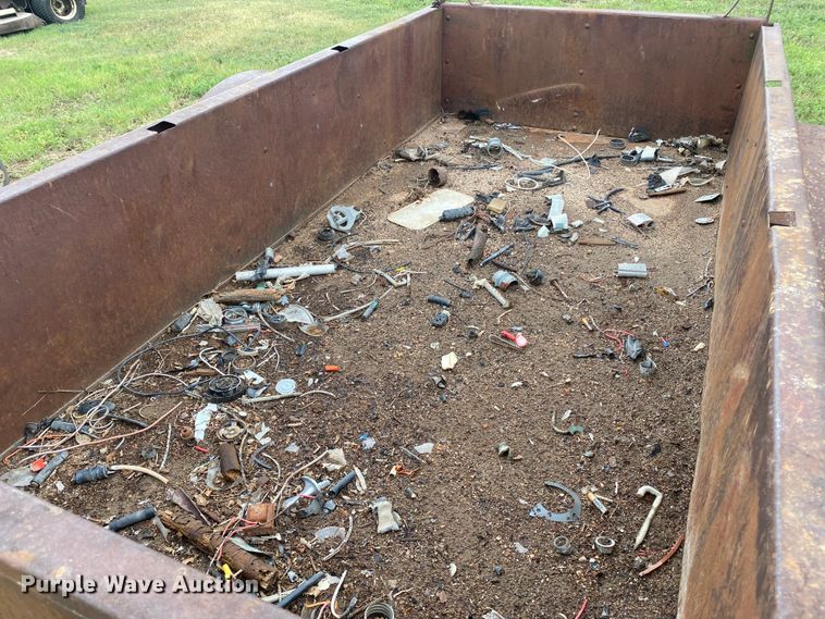 image for item EX9589 Utility trailer