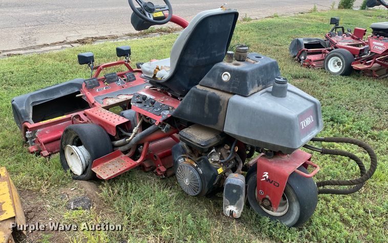 image for item EX9592 Toro Greensmaster 3100  ZTR lawn mower