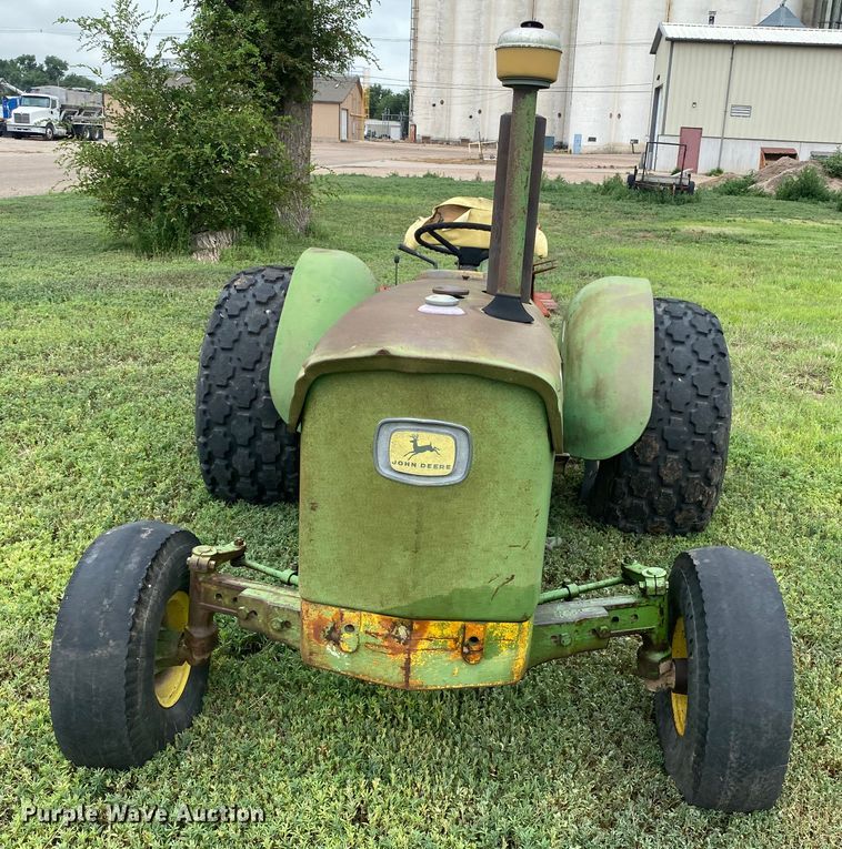 image for item EX9595 1969 John Deere 1020  tractor