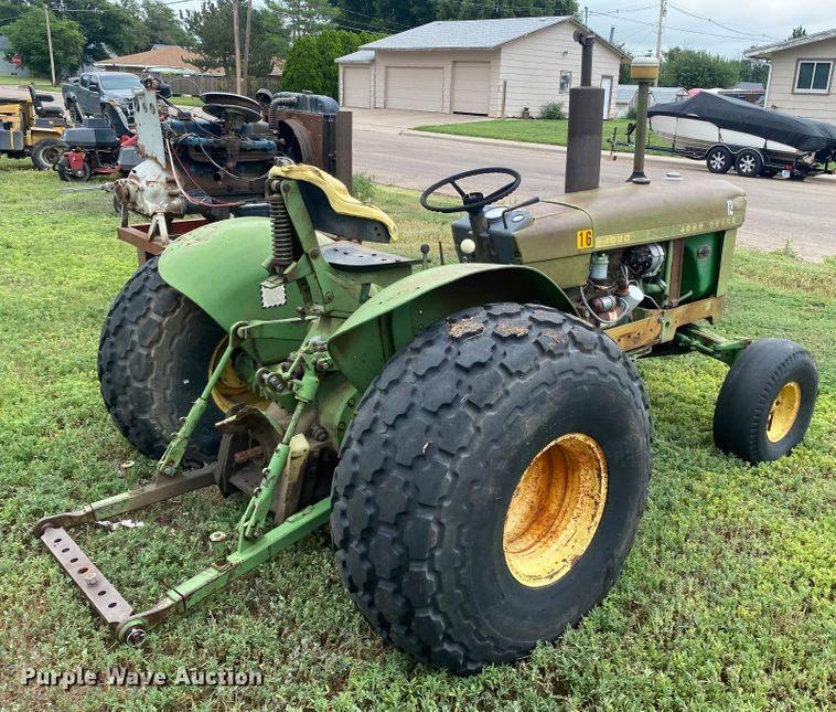 image for item EX9595 1969 John Deere 1020  tractor