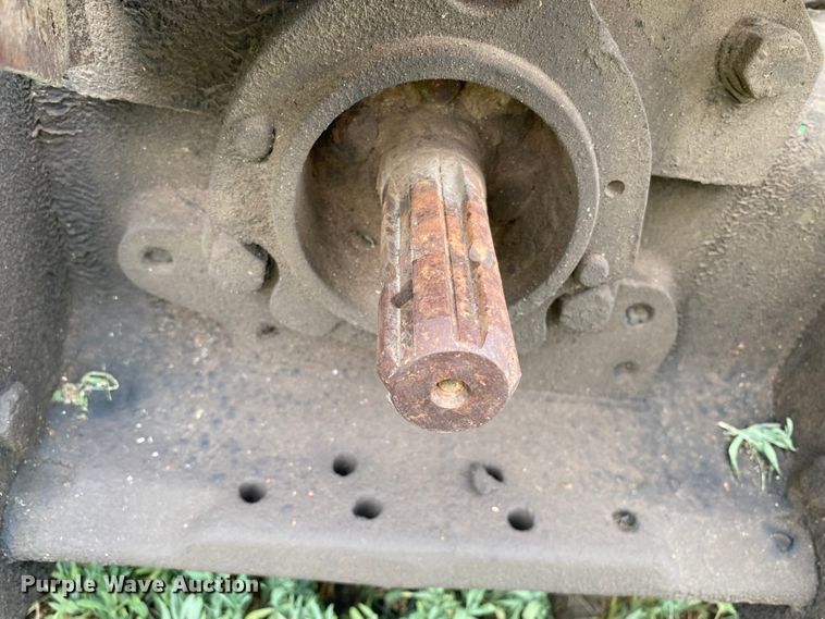 image for item EX9595 1969 John Deere 1020  tractor