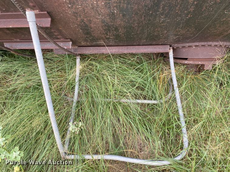 image for item EX9598 Oil tank