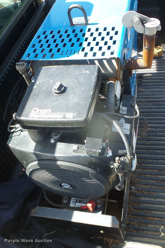 image for item GR9456 Miller Bobcat 225G  welder/generator