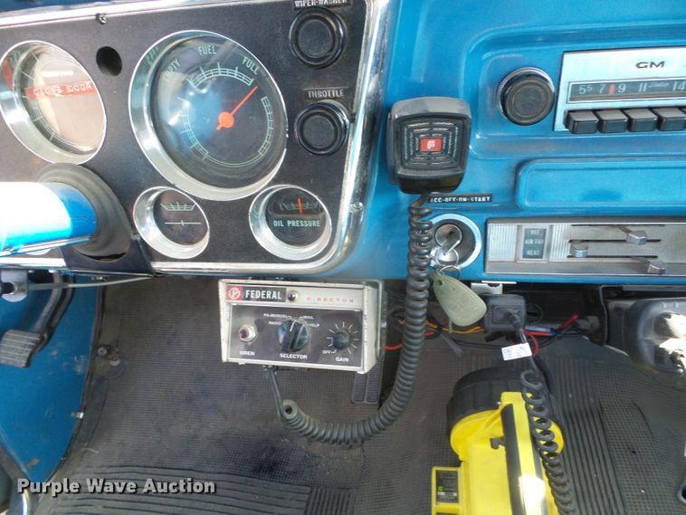 image for item GR9472 1972 Chevrolet K20  utility bed pickup truck