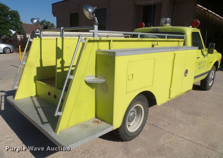 image for item GR9472 1972 Chevrolet K20  utility bed pickup truck