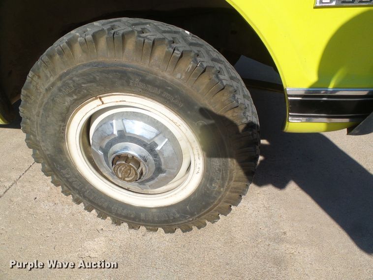 image for item GR9472 1972 Chevrolet K20  utility bed pickup truck