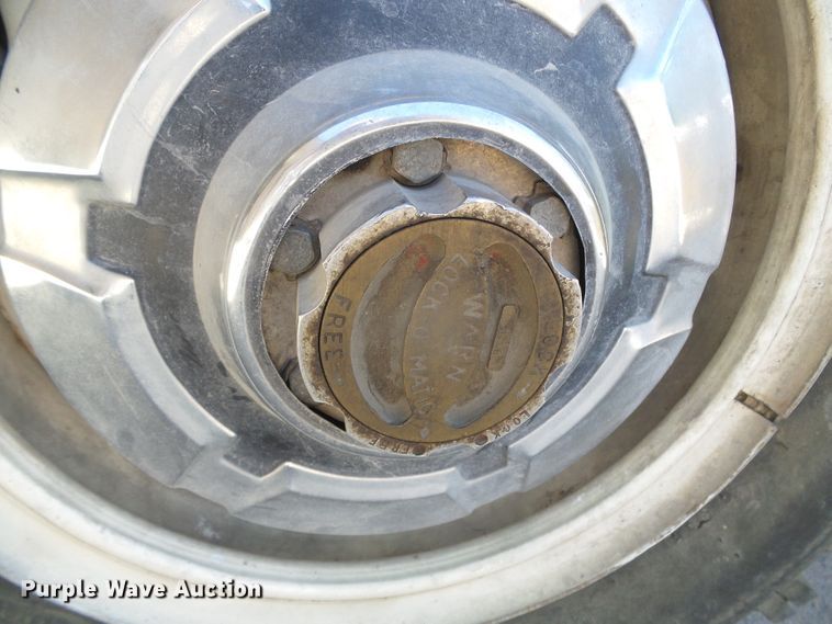 image for item GR9472 1972 Chevrolet K20  utility bed pickup truck