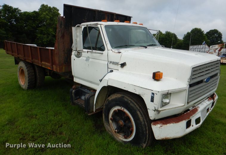 image for item HC9280 1994 Ford F600  dump flatbed truck