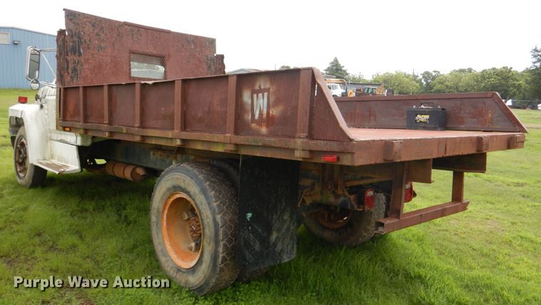 image for item HC9280 1994 Ford F600  dump flatbed truck