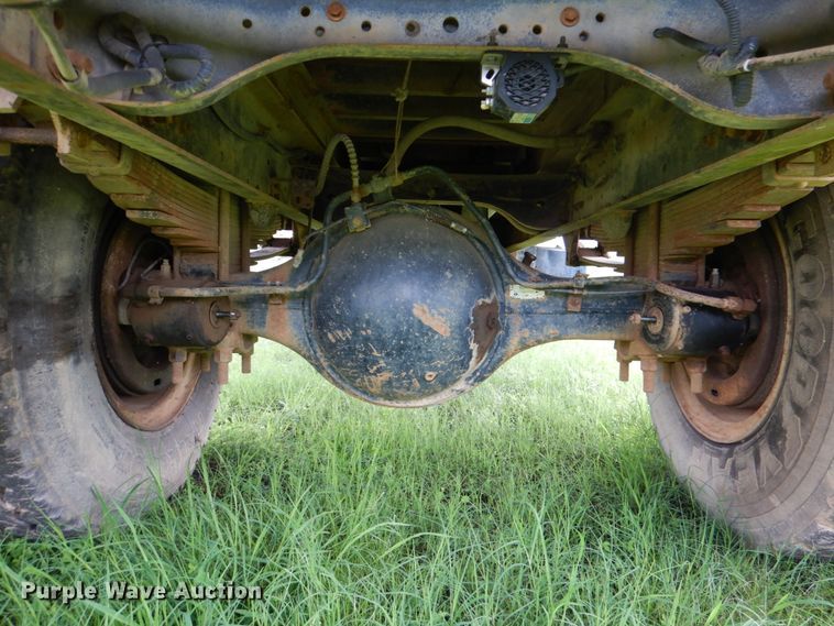 image for item HC9280 1994 Ford F600  dump flatbed truck