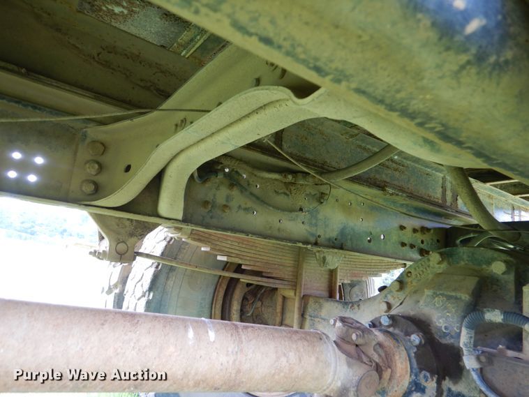 image for item HC9280 1994 Ford F600  dump flatbed truck