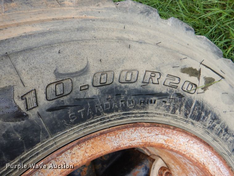 image for item HC9280 1994 Ford F600  dump flatbed truck