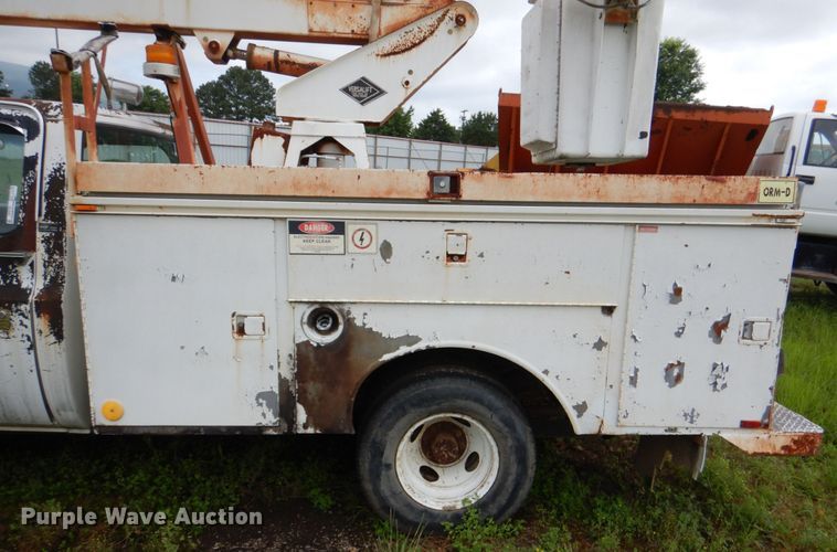 image for item HC9281 1989 GMC R3500  bucket truck