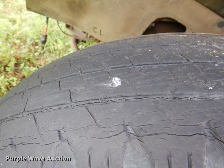 image for item HC9281 1989 GMC R3500  bucket truck