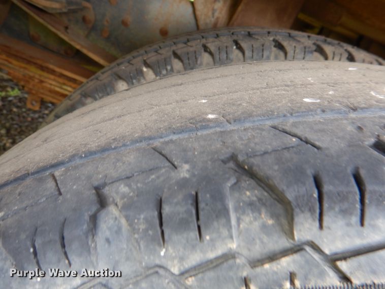 image for item HC9281 1989 GMC R3500  bucket truck